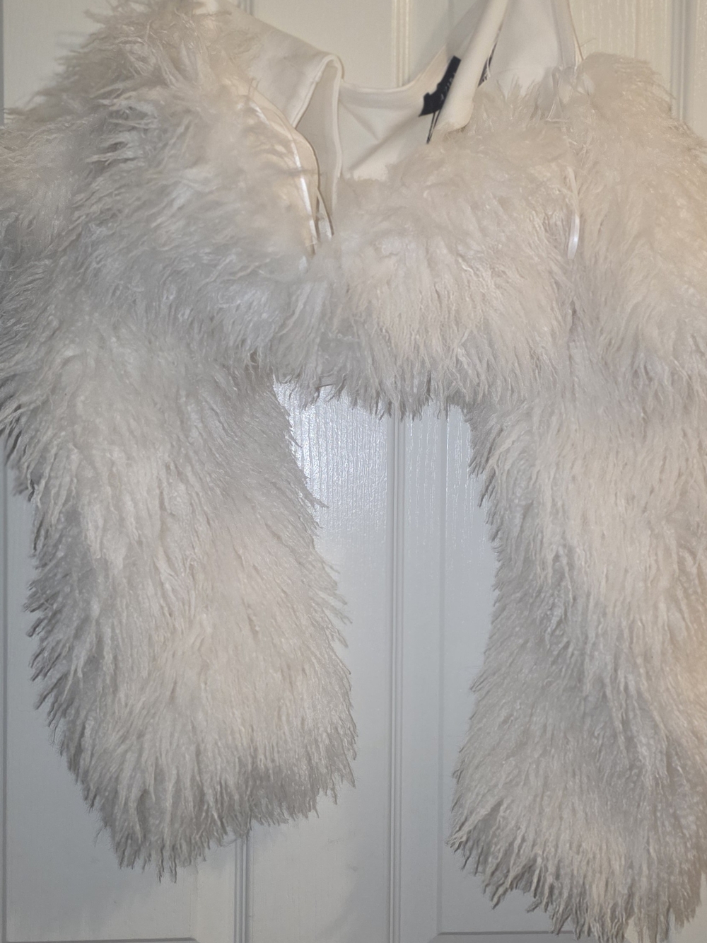 AKIRA White Cropped Arm Faux Fur Jacket